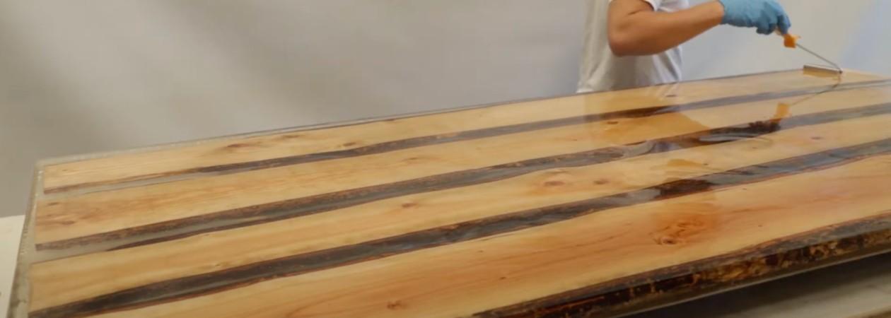 Epoxy gieten op hout