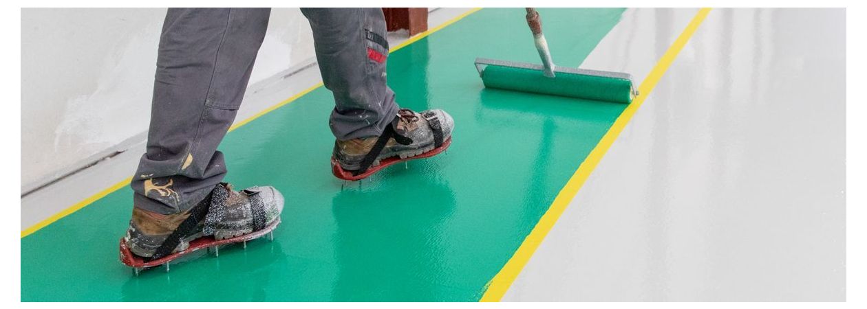 belijning aanbrengen met vloercoating