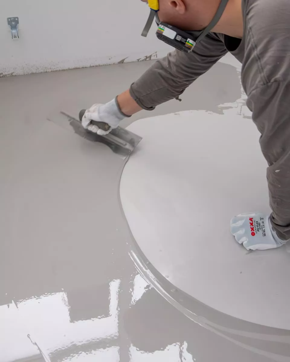 gietvloer leggen man